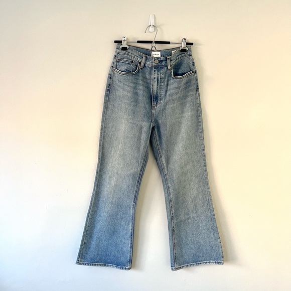 Aritzia Denim Forum Twiggy High Rise Flare - Picture 5 of 9